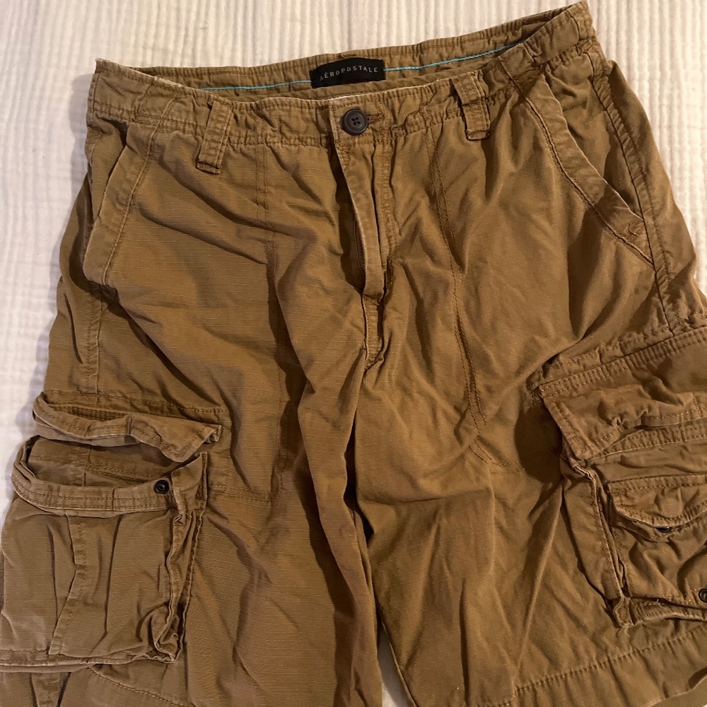 Aeropostale cargo